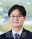 공지윤    
