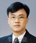 권수철     사진