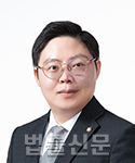 권용       사진