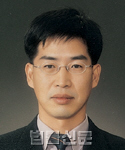권재칠    