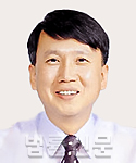 권태형    