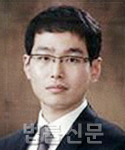 권태윤     사진