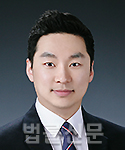 권혁주     사진