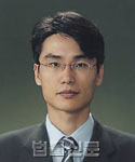 기형일    