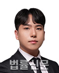 김경일    