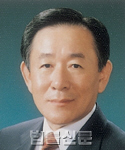 김경일    
