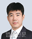김경수     사진