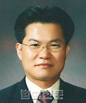 김규동    