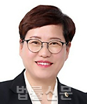 김나윤    