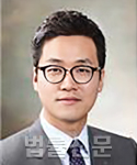 김도완    