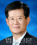 김동건    