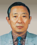 김동섭    