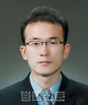 김동욱    