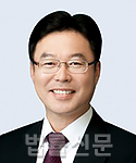 김동욱    