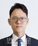 김동익    