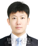 김동일    