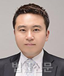 김동현    