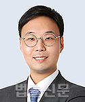 김동현    