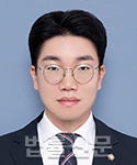 김동휘    
