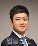 김명식     사진