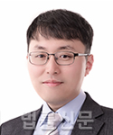 김민관    