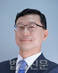 김수환     사진