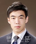 김영승     사진