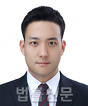 김영우     사진