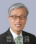 김용일    