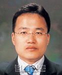 김용우     사진