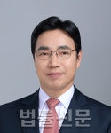김용철     사진