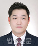 김우재     사진