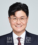 김유석    