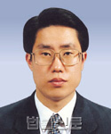 김인일    