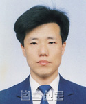 김정길     사진