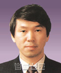 김완식    
