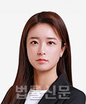김지윤    