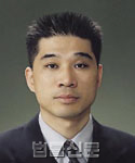 김진룡    