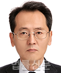 김진욱    