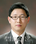 김진욱    