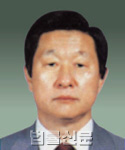 김진우    