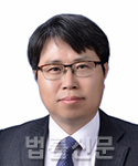 김진욱    