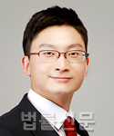 김진욱    
