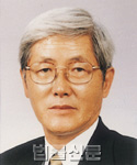 김창국    
