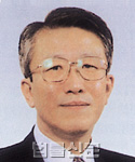 강철구     사진