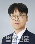 황병주     사진