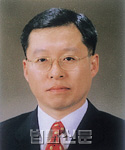 홍세렬     사진
