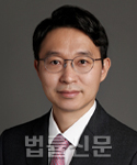 윤정근     사진