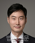 신동철     사진