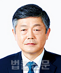 윤준       사진